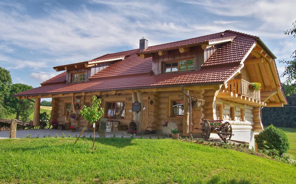Holzhaus Lugerhof Apartamento Roding Exterior foto